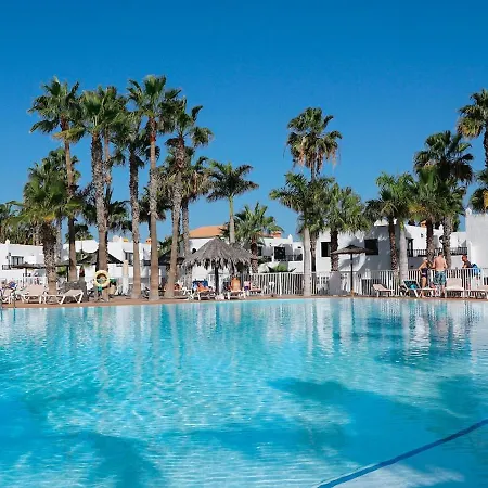 Que Vida! - With Pool Apartment