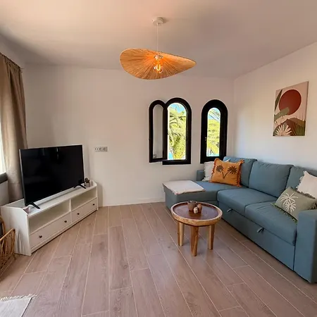 Que Vida! - With Pool コラレホ