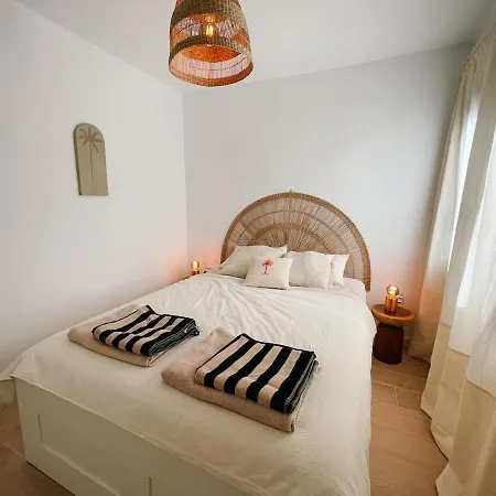 Que Vida! - With Pool コラレホ